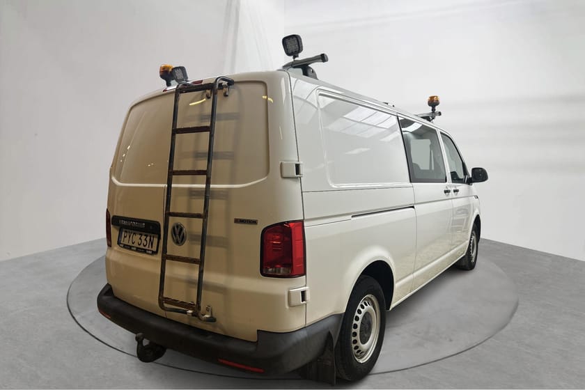 Bild 3 av Volkswagen Transporter Kombi 2.0 TDI 4MOTION (150hk) Verkstad