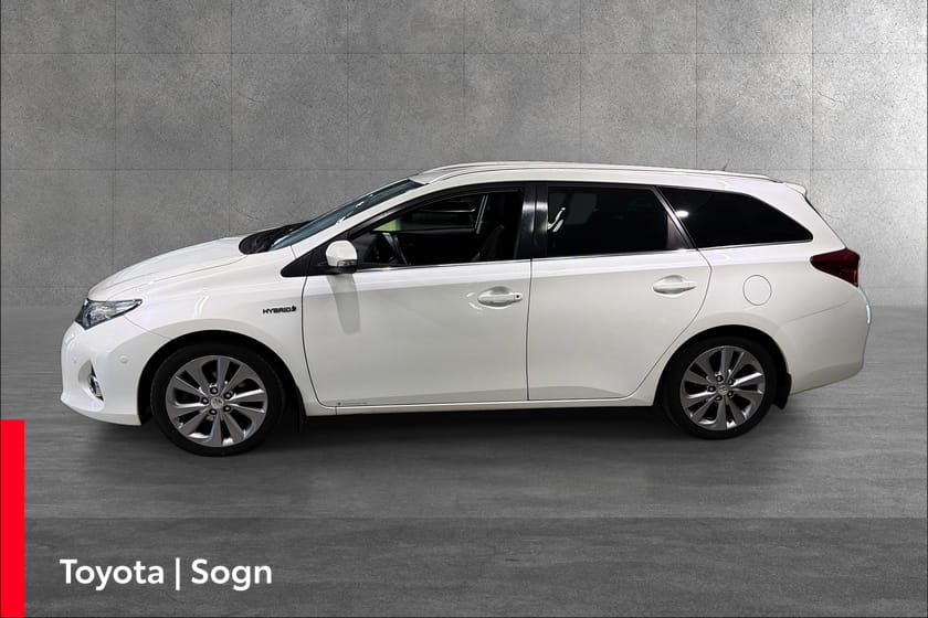 Bilde 2 av Toyota Auris Touring Sports Hybrid Executive