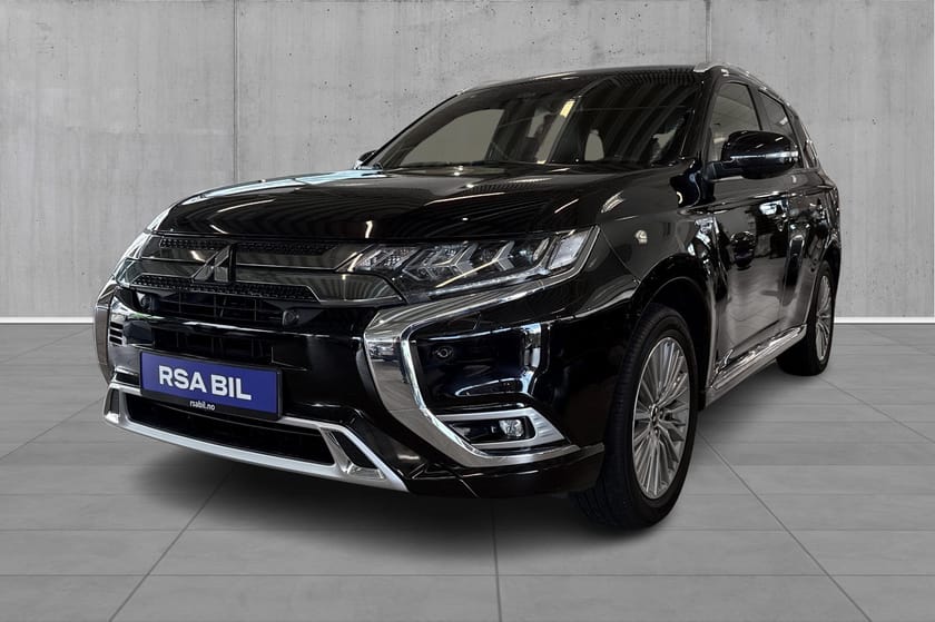 Bilde 2 av Mitsubishi Outlander PHEV Instyle+ AWD Skinn Rockford Fosgate 360+++