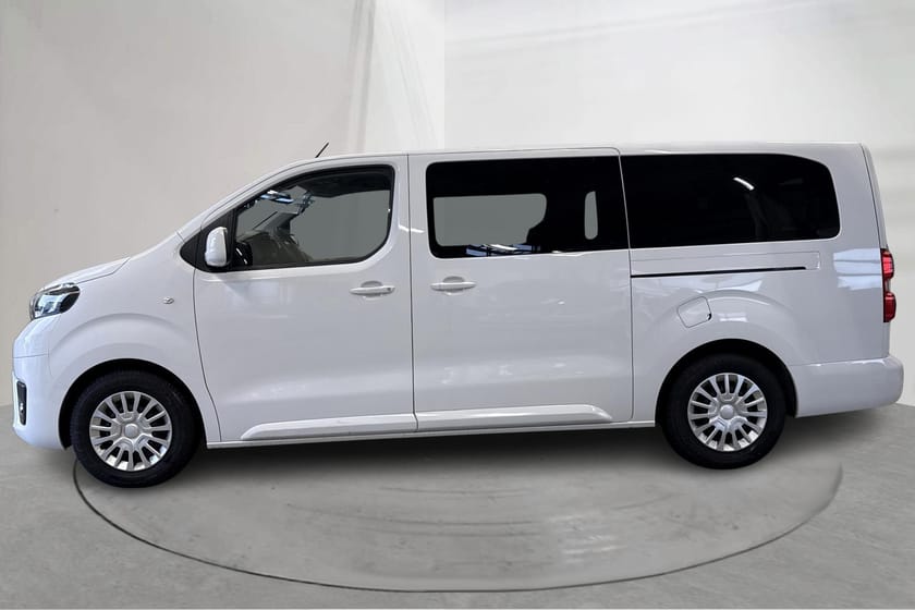 Bild 2 av Toyota Proace Verso 2.0D (140hk) 9-Sits