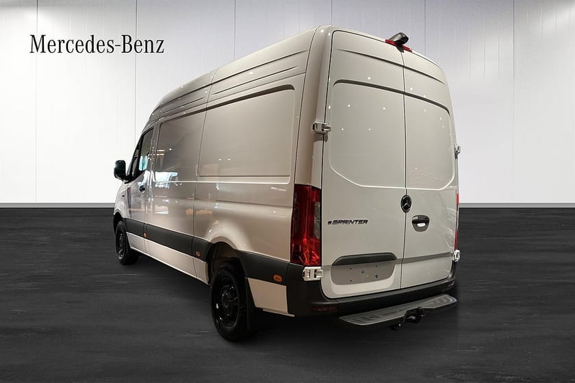Bild 3 av Mercedes-Benz eSprinter 414 81 kWh