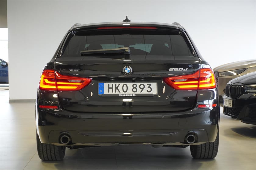 Bild 4 av BMW 520d xDrive Touring Sport Line Drag Kamera Navi