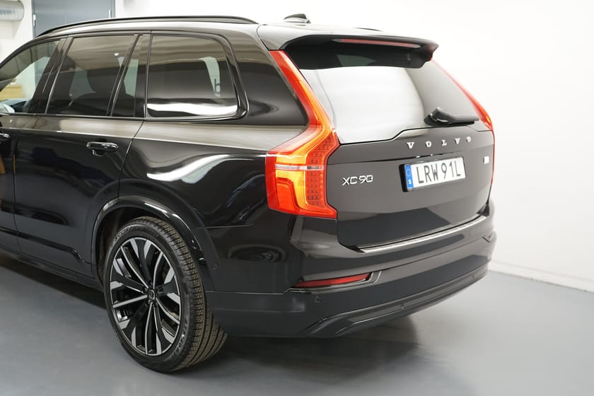 Bild 3 av Volvo XC90 7-seater Recharge T8 Ultimate Dark Edition.Dragkrok, Navigation,Taklucka
