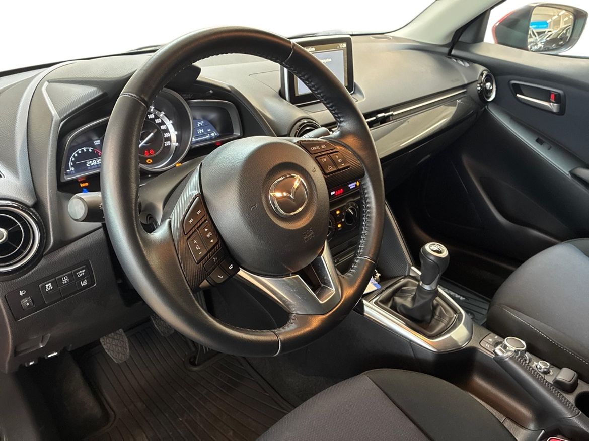 Mazda Mazda 2 — bild 10