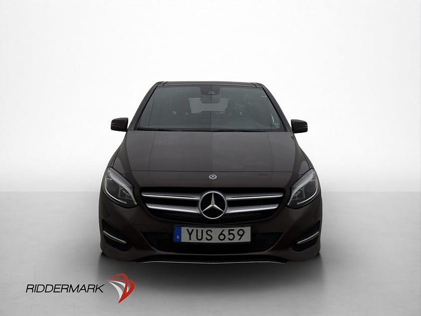 Bild 2 av Mercedes-Benz B 180 122hk Urban Panorama Kamera Farthållare