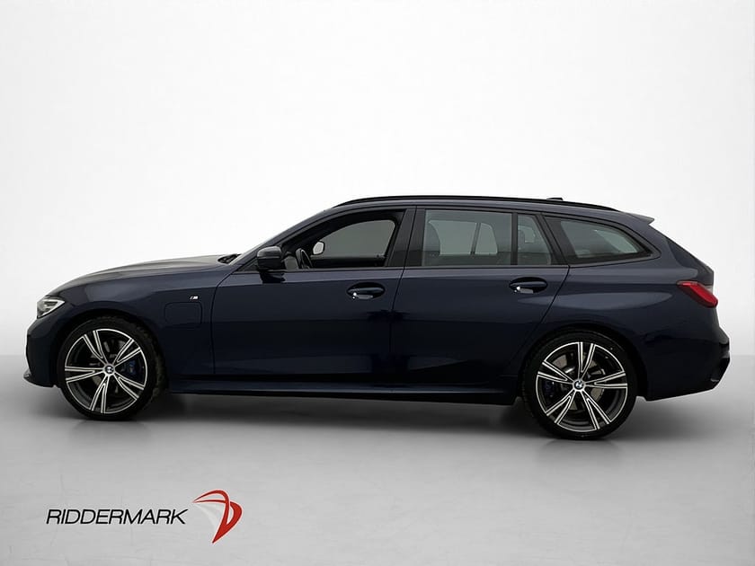 Bild 4 av BMW 330e Touring 292hk M Sport Pano Sportbromsar HiFi Drag