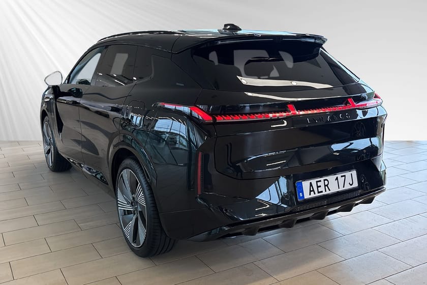Bild 3 av Lynk & Co 08 PHEV More Massage Panorama 360Kamera