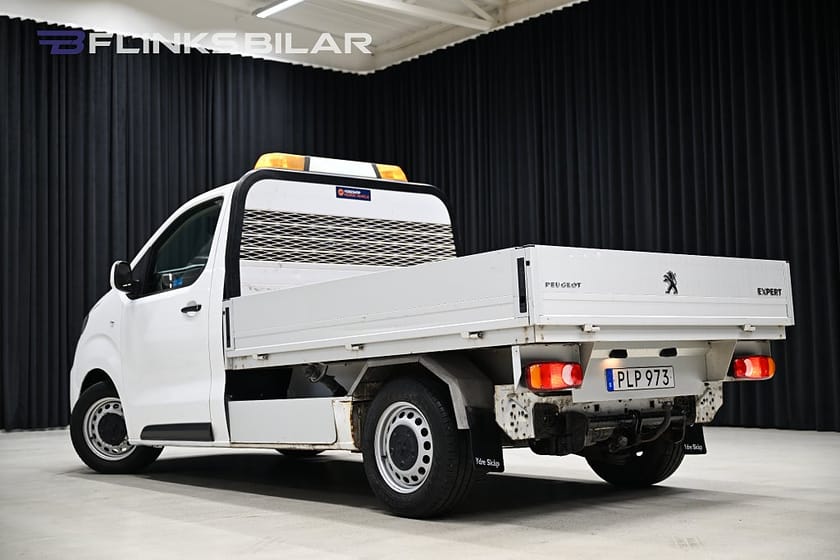 Bild 5 av Peugeot Expert Chassi 2.0 BlueHDi 120HK Flak|Drag|3-Sits|EnÄgare|Leasbar