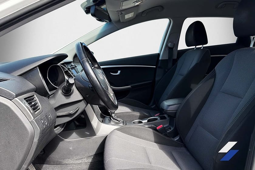 Bild 5 av Hyundai i30 Kombi 1.6CRDi Business MoK-värmare Kamera Drag SoV-däck