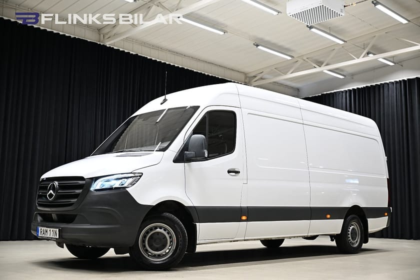 Bild 1 av Mercedes-Benz Sprinter 317 CDI RWD Panel Van 9G 17OHK L4 Maxi|Automat|LED|Drag|Värmare|Moms