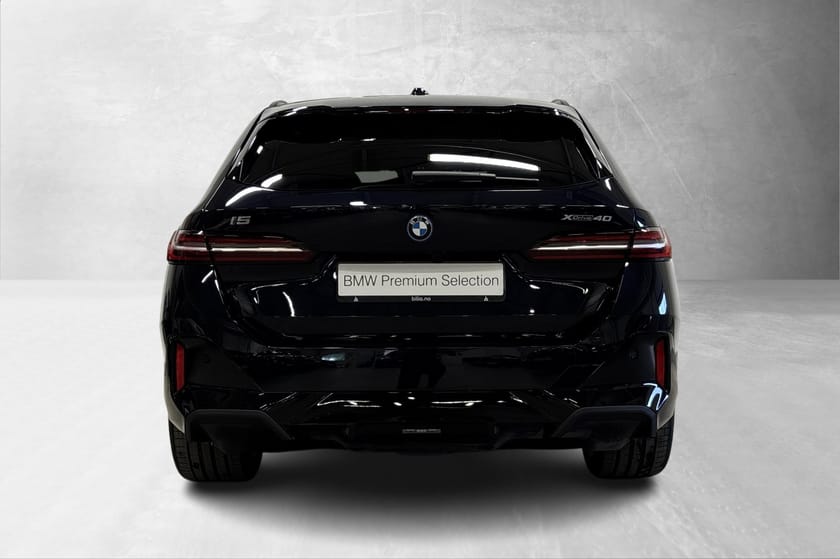 Bilde 3 av BMW i5 xDrive40 Touring Touring, FullyCharged, B&W, Panorama, Krok
