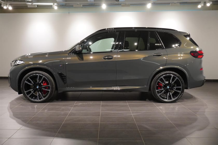 Bild 3 av BMW X5 xDrive50e M Sport Pro Business Ed Drag DA Pro H K