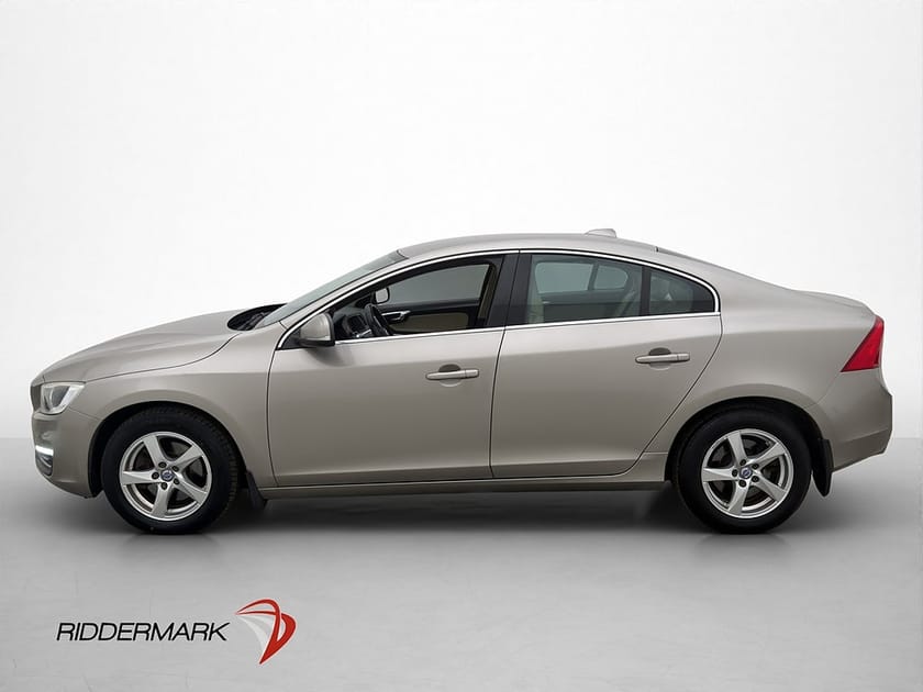 Bild 4 av Volvo S60 D4 181hk Momentum Värmare Skinn Rattvärme