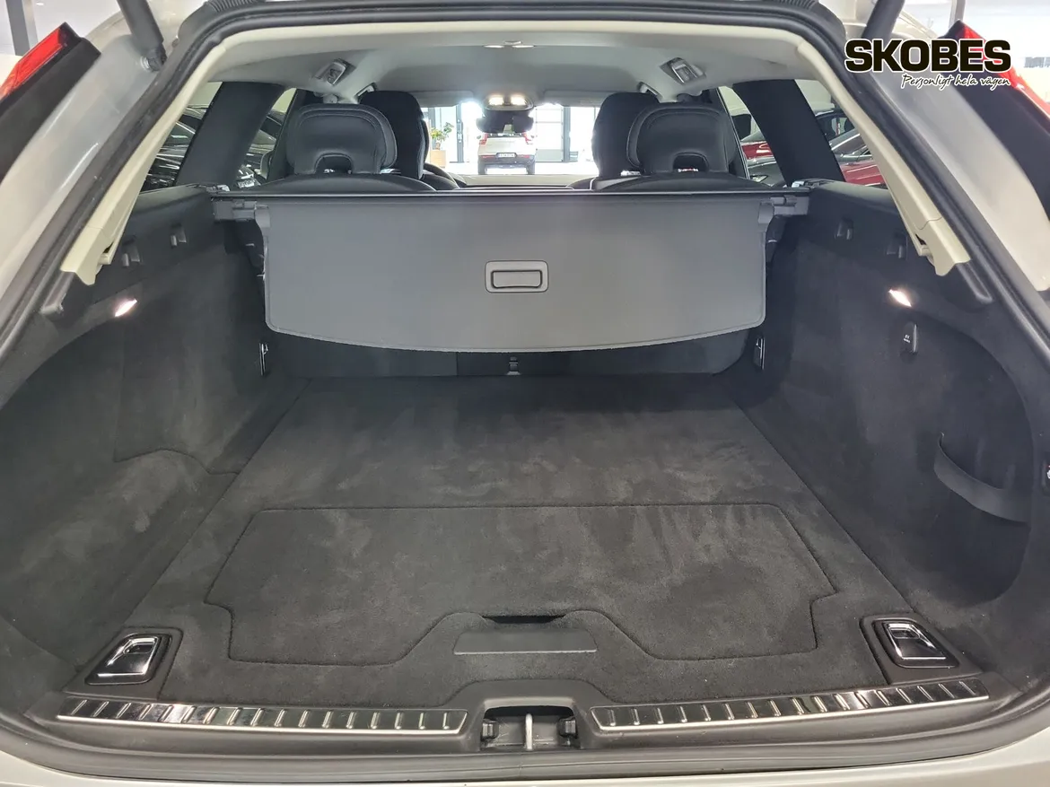 Volvo V90 Cross Country