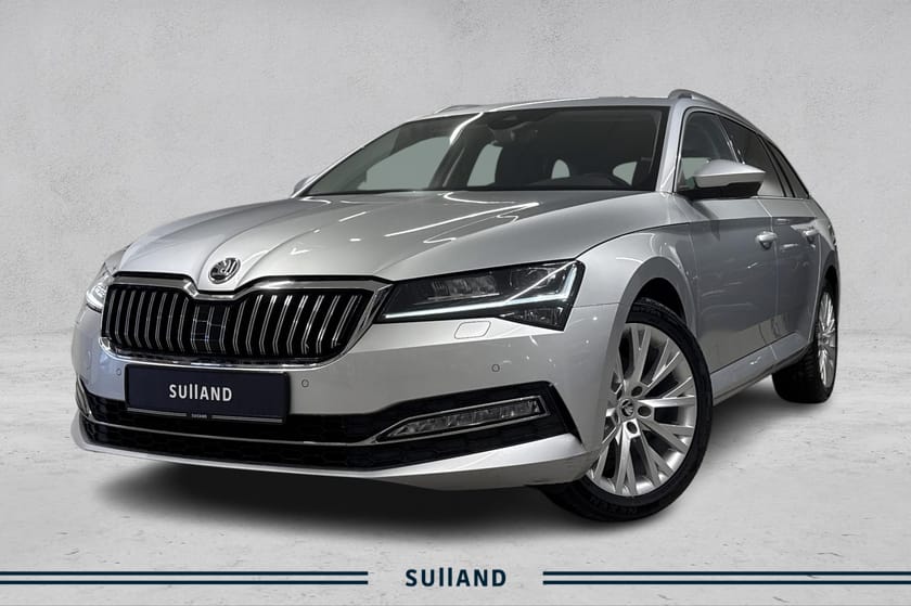 Bilde 1 av Škoda Superb Stasjonsvogn 2,0 TDI 200hk Style 4x4 ACC/Krok/Webasto/Kamera