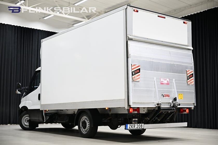 Bild 4 av Iveco Daily 35-160 Chassi Cab 156HK Automat|Volymskåp|BG-Lyft|Sidodörr|Kylbil|Nattkyl