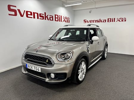 MINI Countryman Cooper SE ALL4 LADDHYBRID (värmare) 2.99% Ränta
