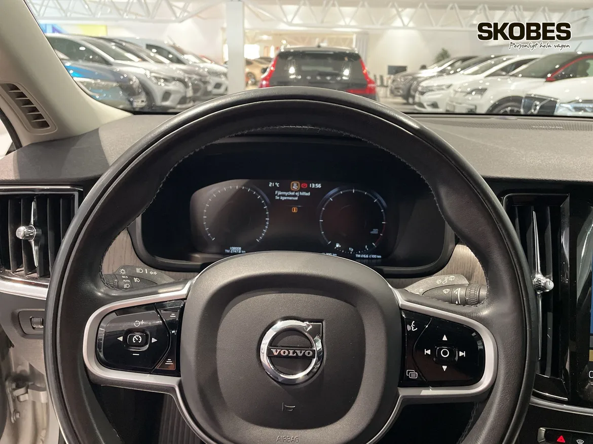 Volvo V90 Cross Country