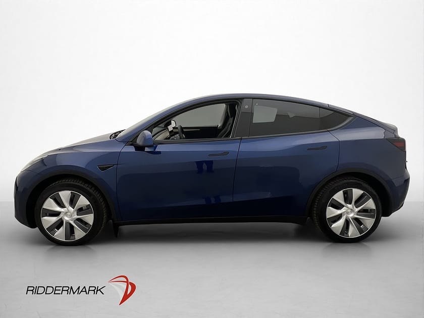 Bild 5 av Tesla Model Y Long Range AWD MOMS Drag HW3 Matrix Värmepump