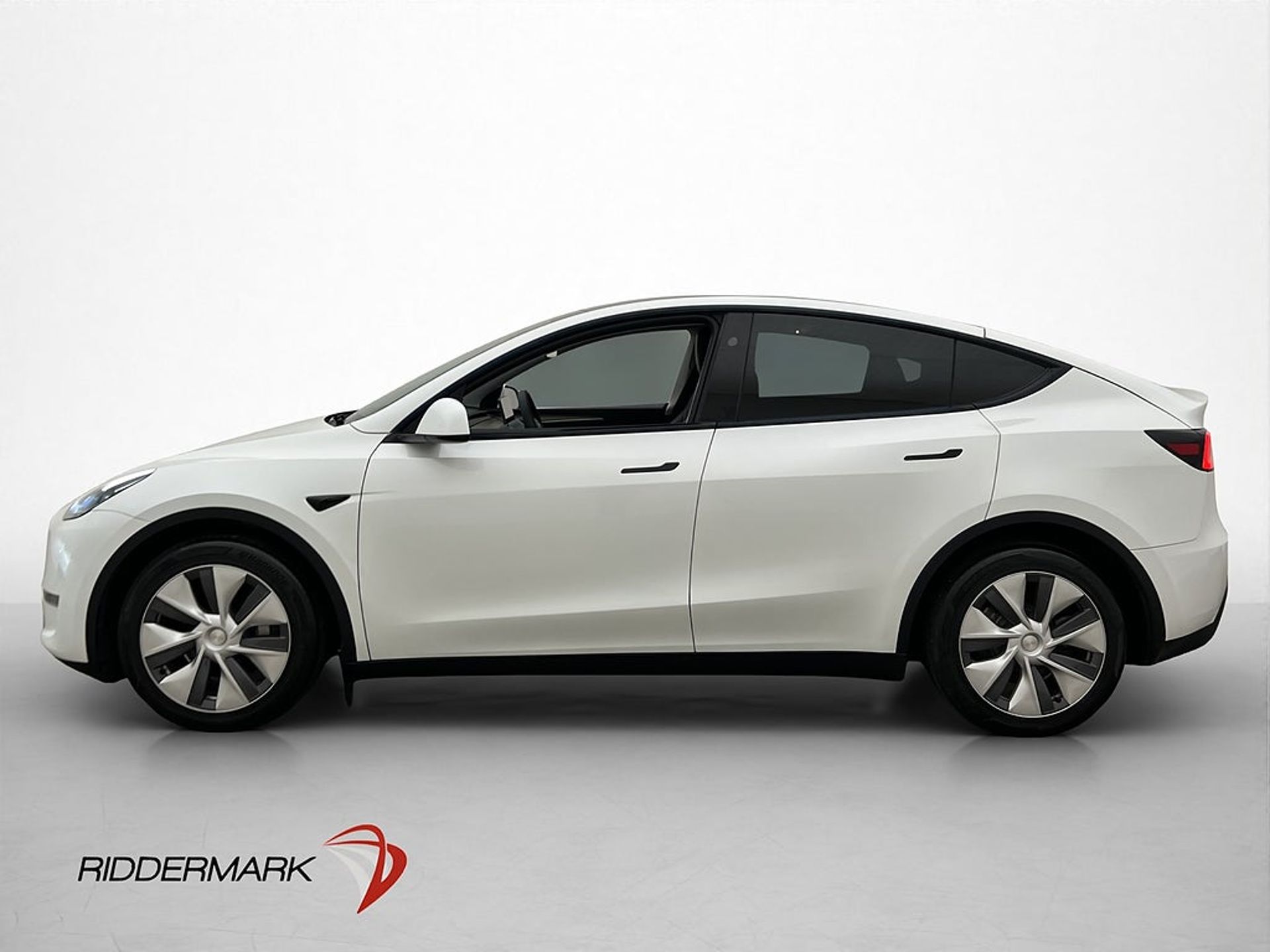 Tesla Model Y 2024, kuva 5/10