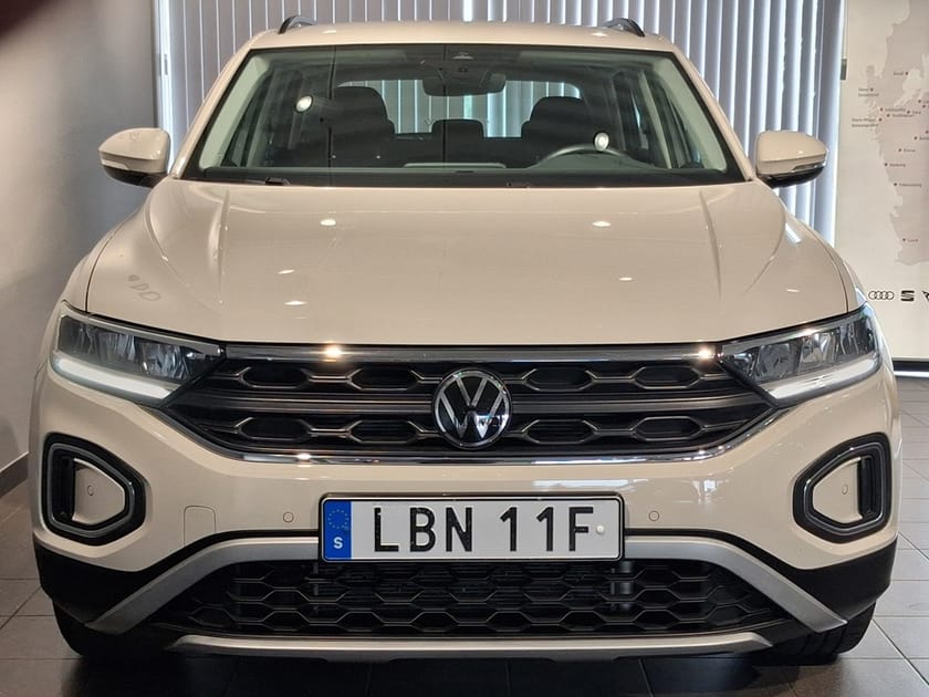 Bild 2 av Volkswagen T-Roc 1.0 TSI CarPlay| ACC| Rails