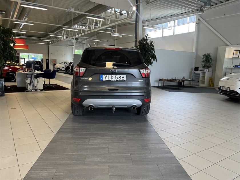 Bild 4 av Ford Kuga 1.5 EcoBoost Manuell, 150hk, Drag, Servad Kamrem Bytt