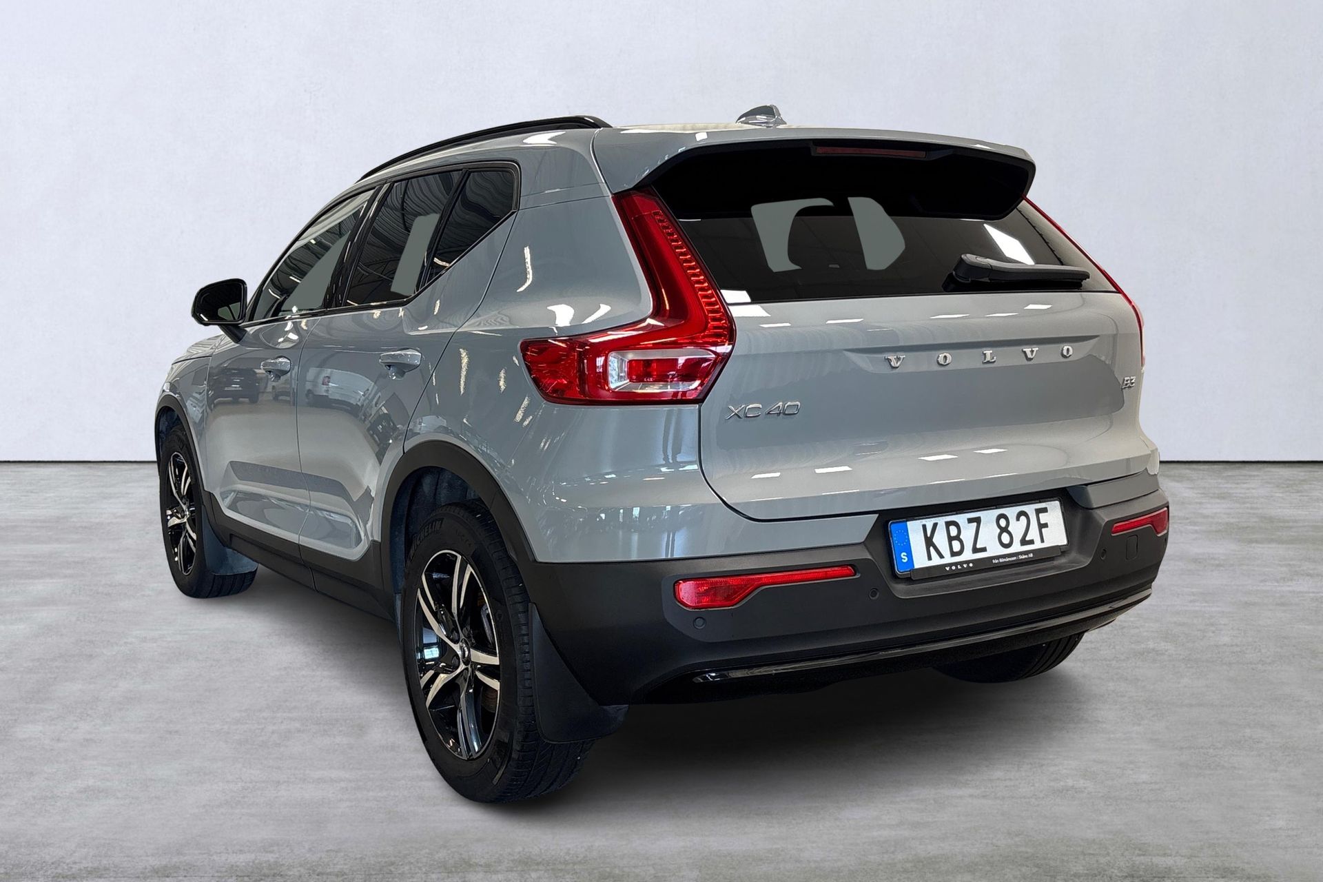 Volvo XC40 B3 2025, bild 4/10