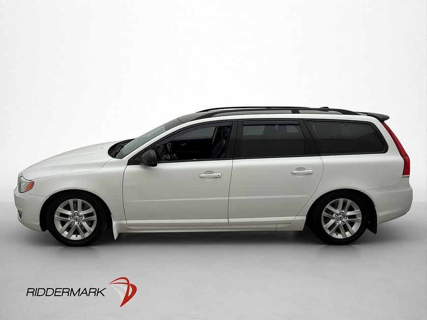 Bild 4 av Volvo V70 D3 Momentum Värmare Drag Sensorer Halvskinn