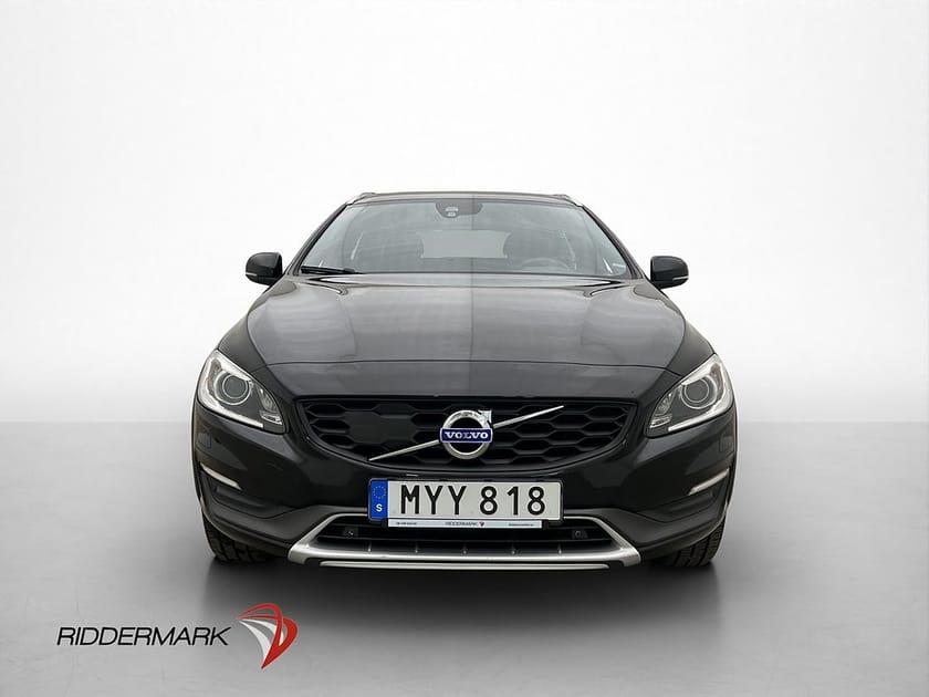 Bild 2 av Volvo V60 Cross Country D3 Momentum VOC P-Sensorer Navi Drag
