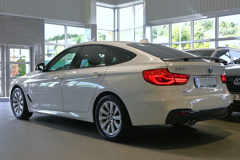 Bild 3 av BMW 320d xDrive GT Gran Turismo M Sport Innovation Travel Drag