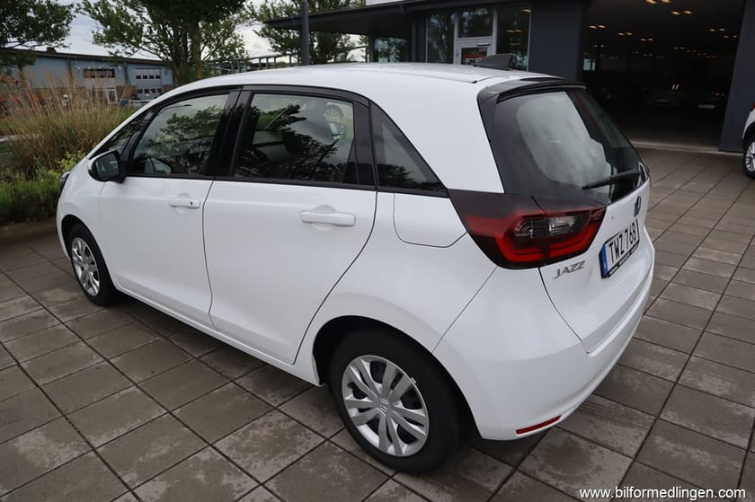Bild 3 av Honda Jazz e:HEV 1.5 i-MMD Hybrid Adaptiv farthållare Svensksåld