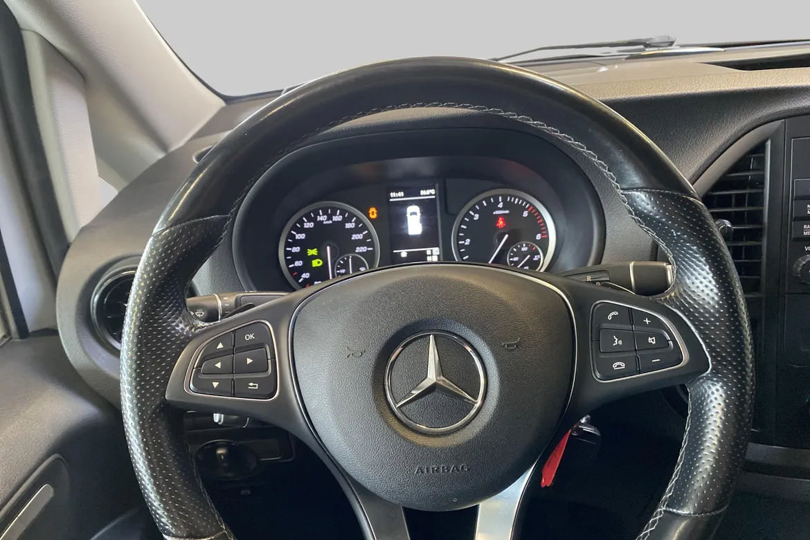 picture of a car