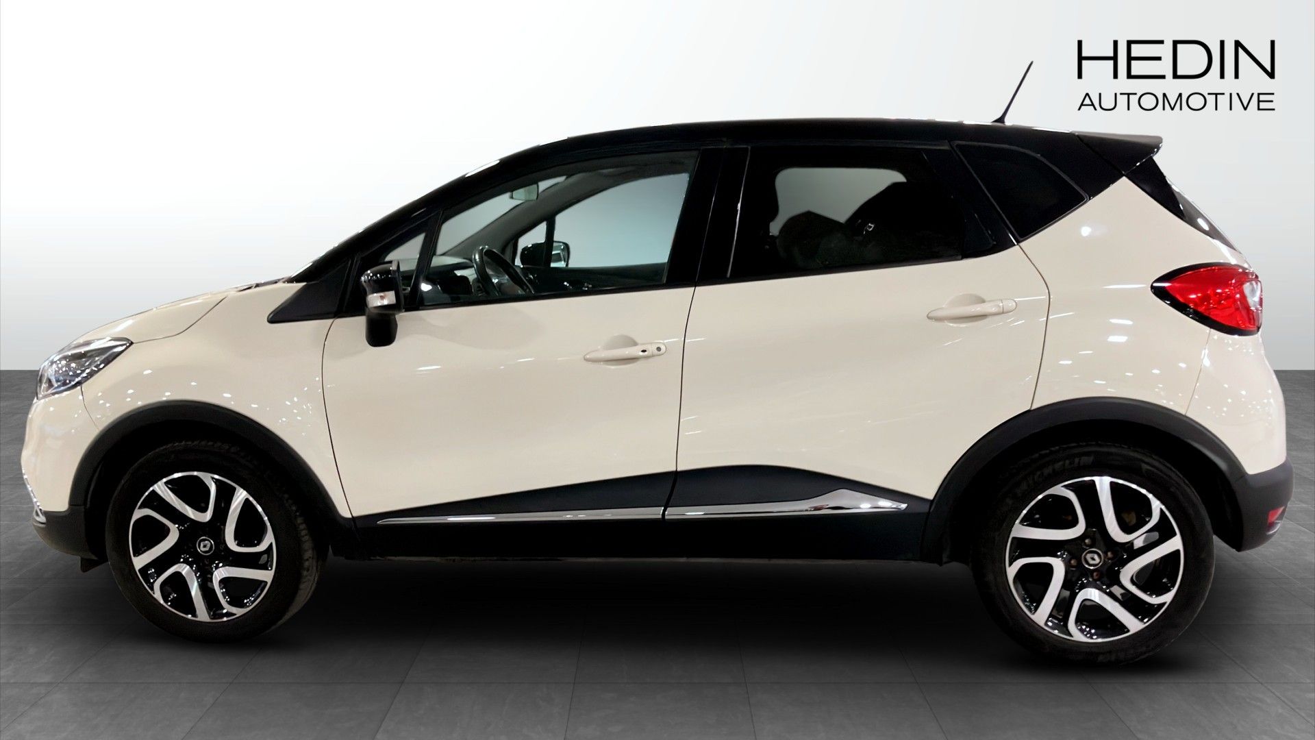 Renault Captur TCe 120 Dynamique 2017, bild 6/9