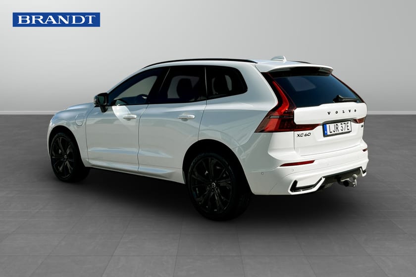 Bild 2 av Volvo XC60 T6 Plus Black Nordic Edition