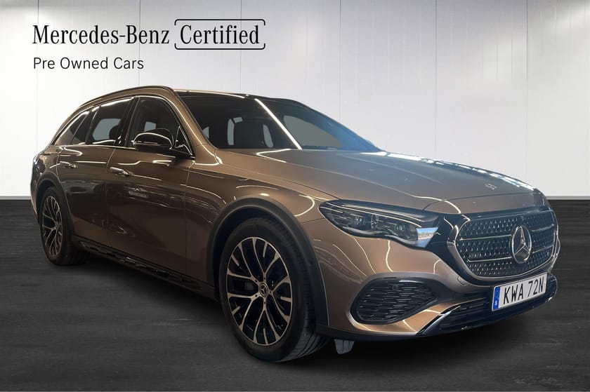 Bild 2 av Mercedes-Benz E 300 de 4MATIC All-Terrain All-Terrain, vhjul dubb, drag, pano, backkamera