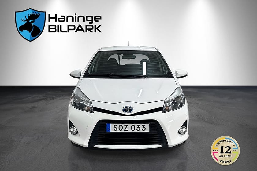 Bild 2 av Toyota Yaris Hybrid e-CVT Edition 50 / Backkamera / SUPERDEAL 3,95%