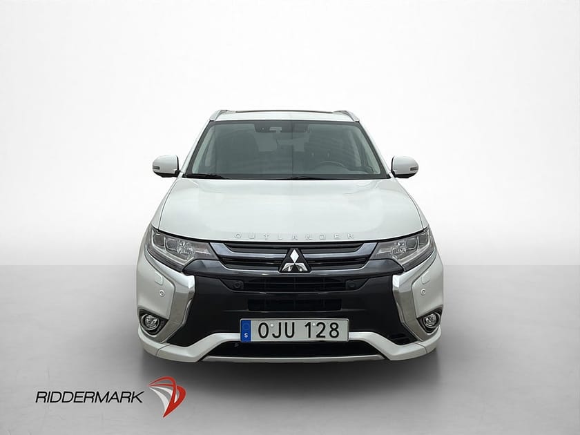 Bild 2 av Mitsubishi Outlander PHEV AWD Business Taklucka 360° Drag