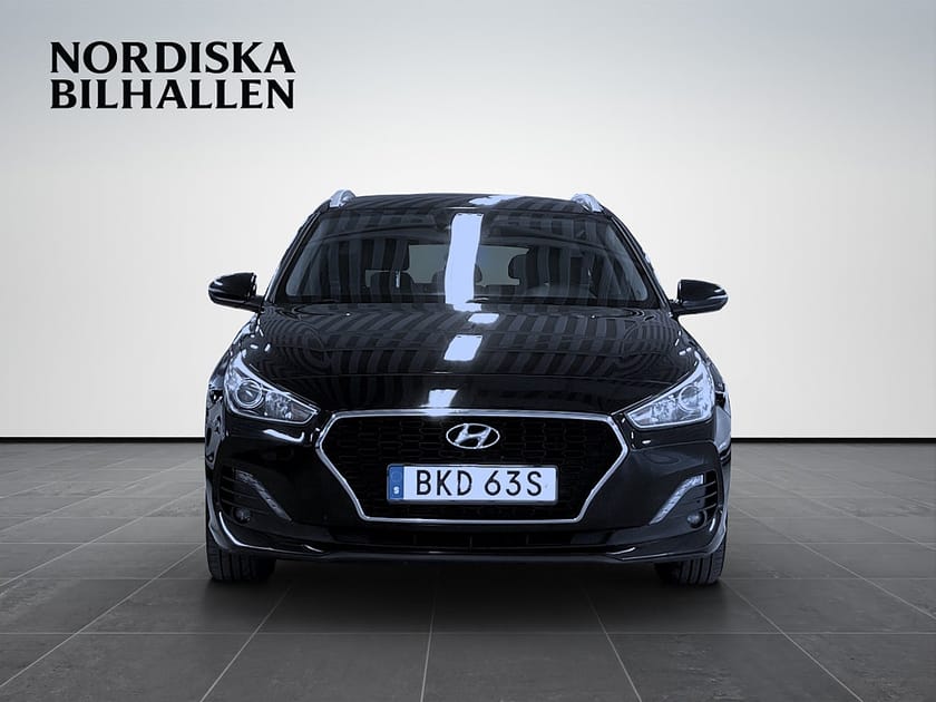 Bild 2 av Hyundai i30 Kombi 1.4 T-GDi DCT Trend Kamera Apple Carplay