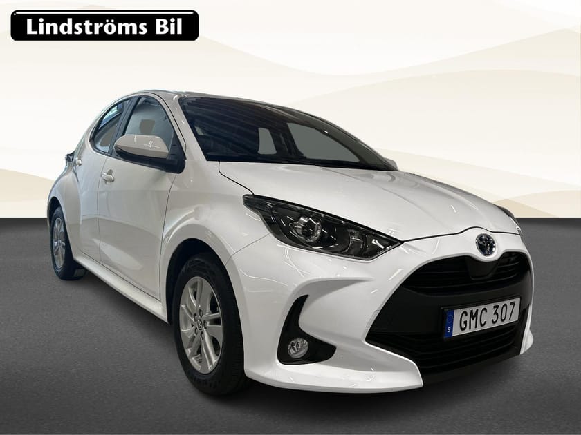 Bild 3 av Toyota Yaris Hybrid 1,5 5D VINTERHJUL