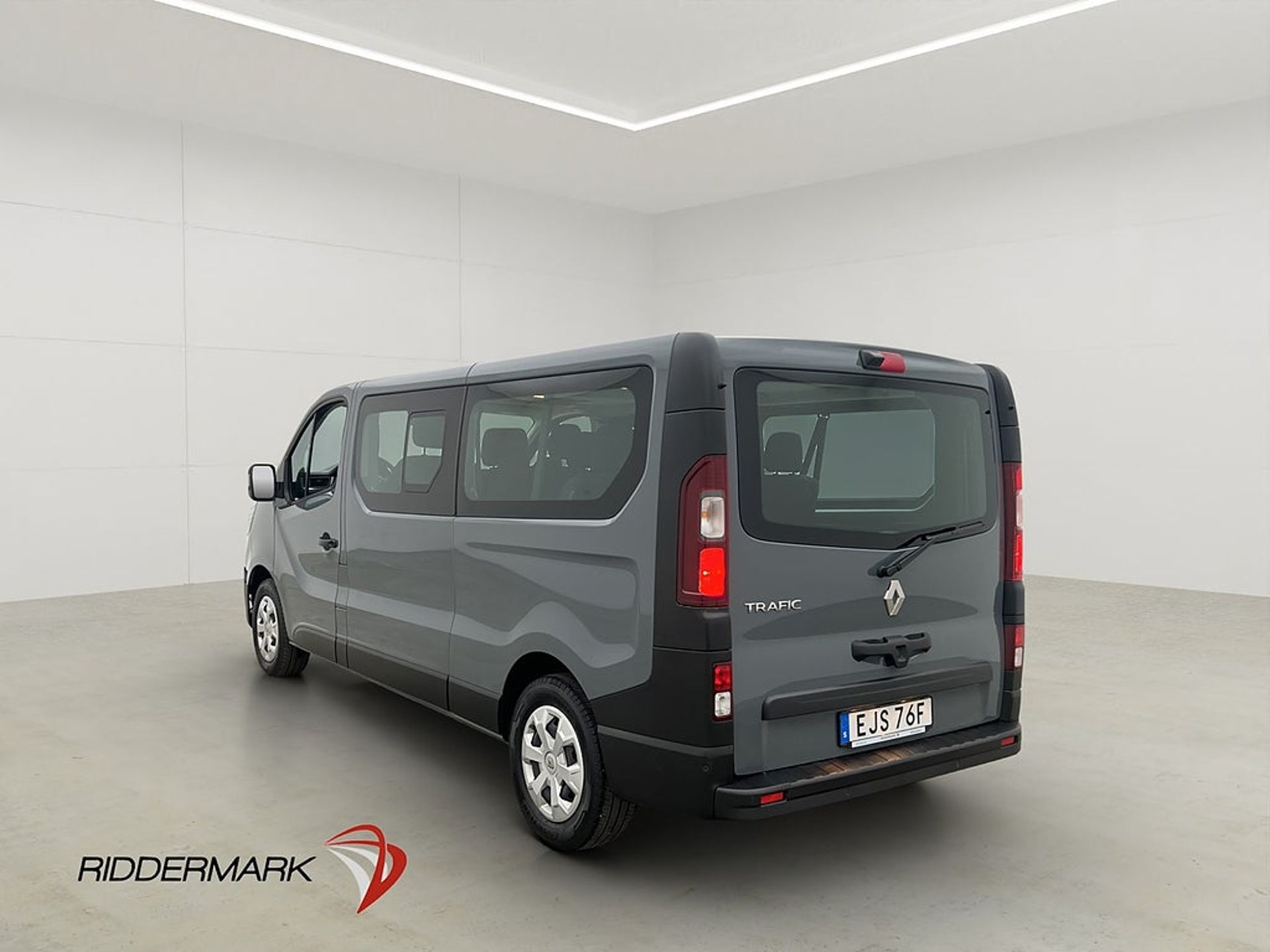 Renault Trafic Passenger Lång 2022, photo 7/10