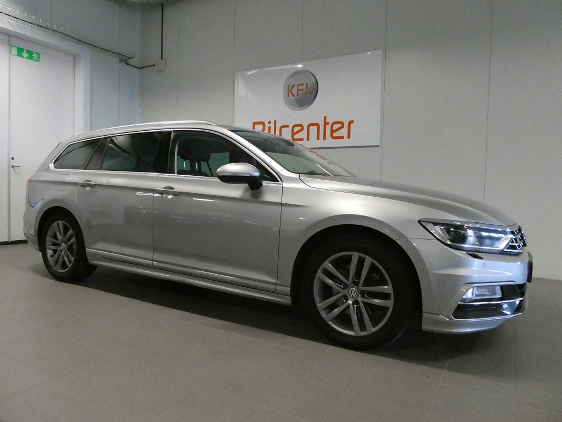 Volkswagen Passat 2.0 TDI 190HK R-line 2017, kuva 5/10
