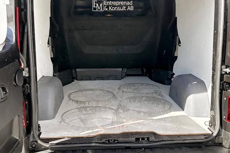 Renault Trafic Skåpbil
