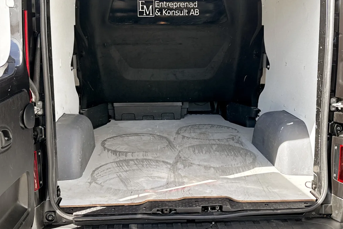 Renault Trafic Skåpbil