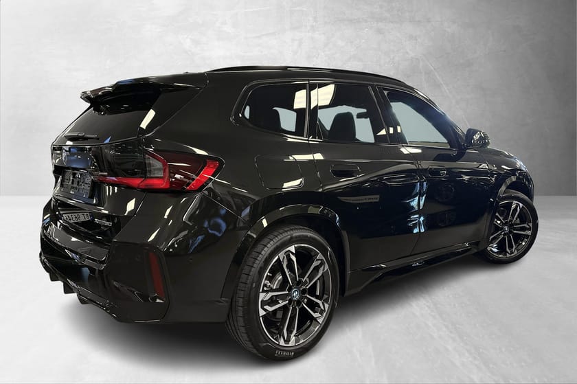 Bilde 3 av BMW iX1 xDrive30 Fully Charged Msport, El-sete, H/K, HUD, Krok