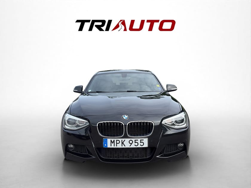 Bild 2 av BMW 116i M Sport 136hk P-Sensorer Alcantara Keyless Svensksåld