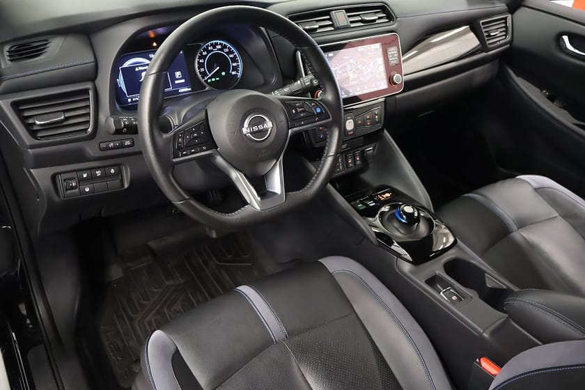 Bild 5 av Nissan Leaf Tekna 40kWh Bose V-Hjul Värmepump ProPilot Skinn