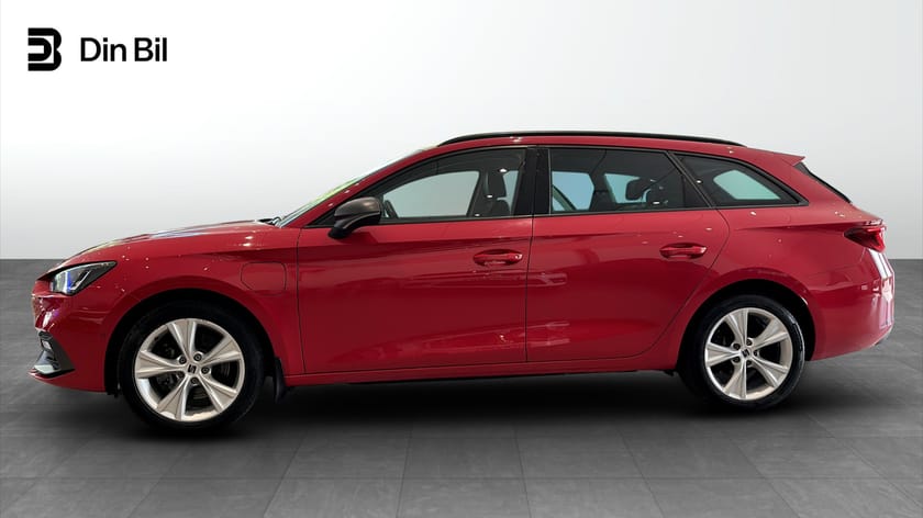 Bild 2 av SEAT León Sportstourer e-Hybrid 1.4 TSI Drag/Backkamera/Keyless