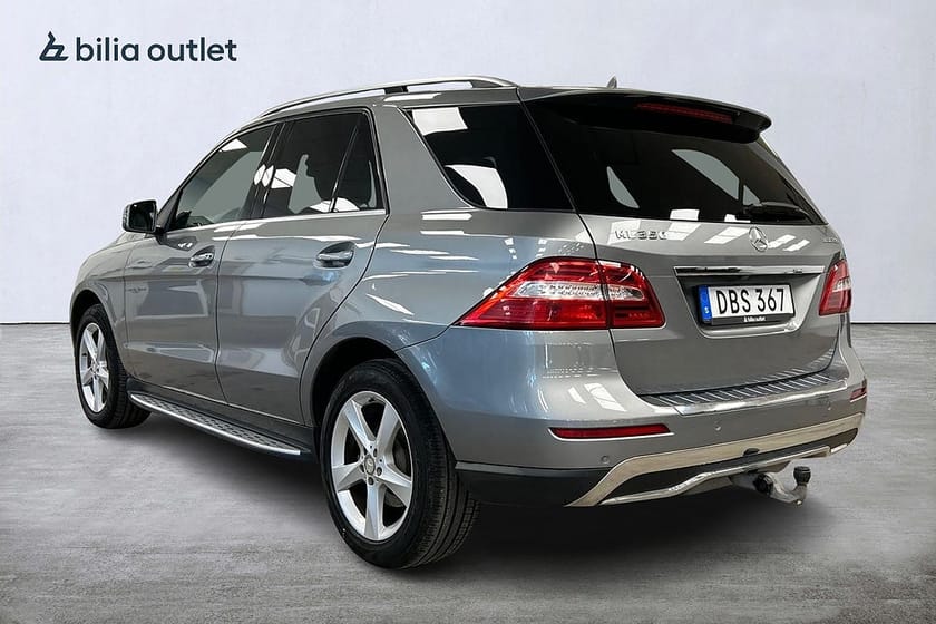 Bild 3 av Mercedes-Benz ML 350 BlueTEC 4MATIC Plus Panorama B-kamera Skinn Drag Värmare