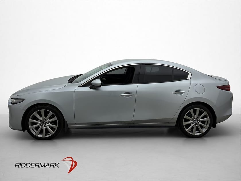 Bild 5 av Mazda 3 Sedan 180hk Sky Tech Pack BOSE HUD Kamera Navi Drag