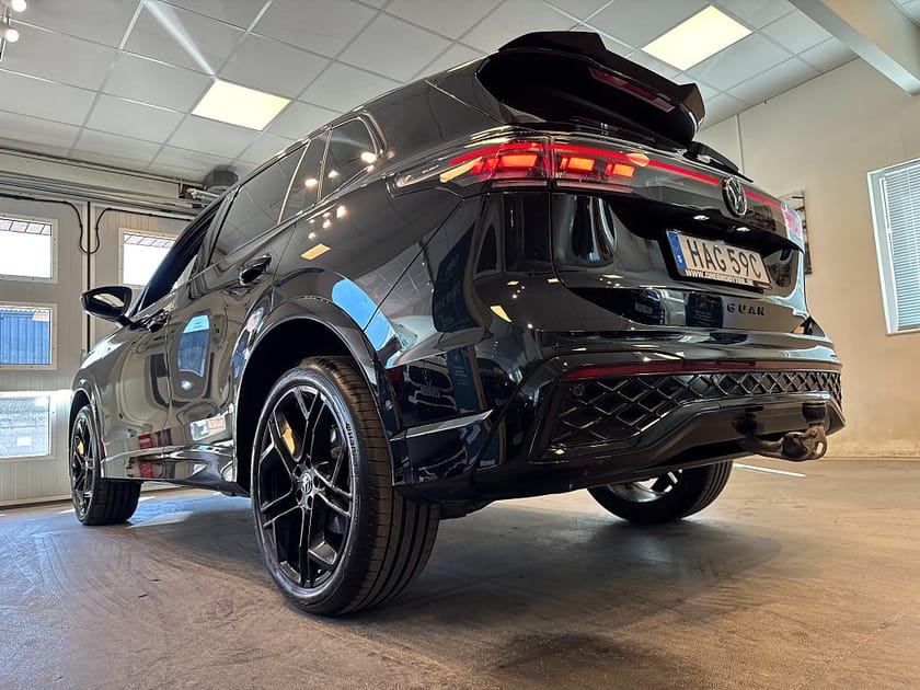 Bild 3 av Volkswagen Tiguan 2.0 TDI DPF SCR 4Motion R-Line Massage Pano Drag UNIK